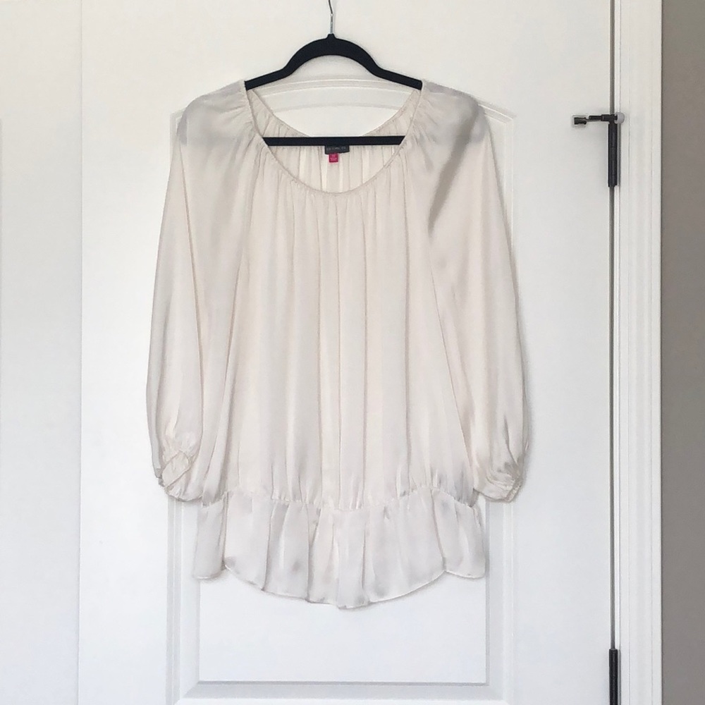Vince Camuto Blousy Cream Top